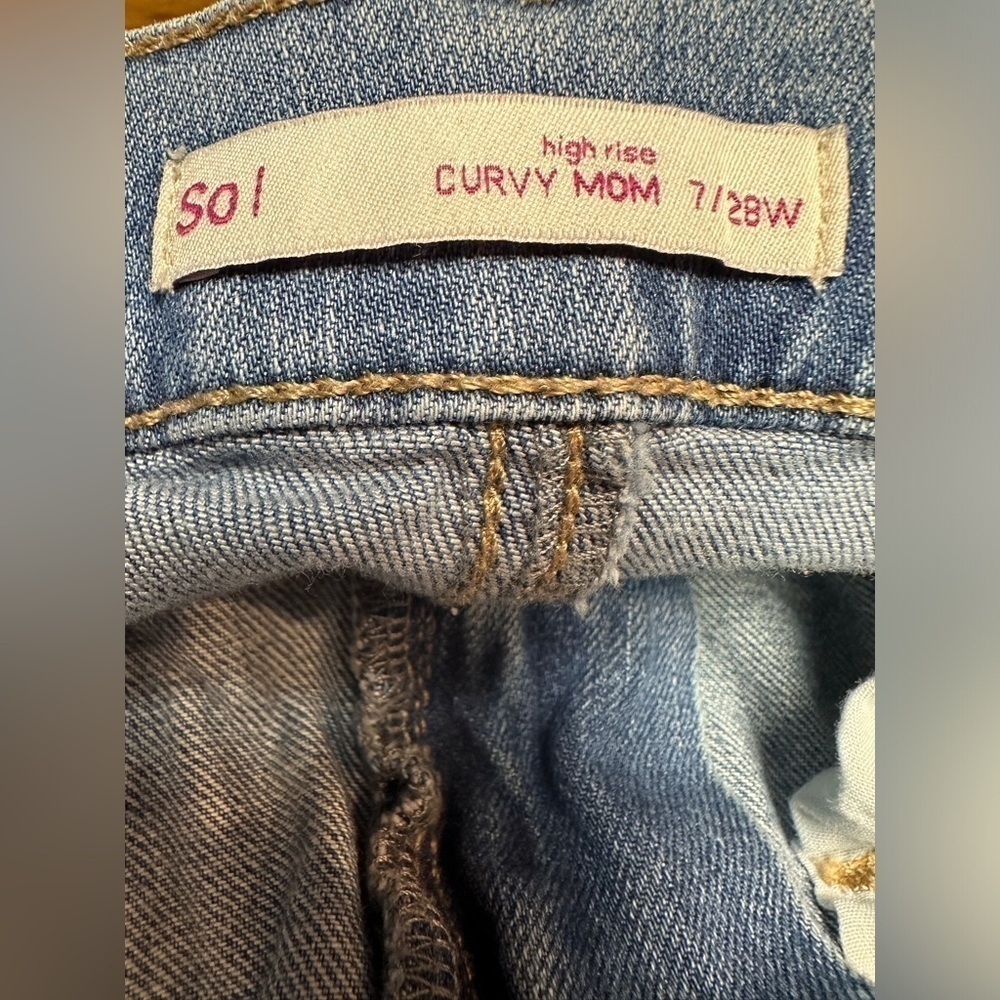 Sol Distressed Cut Out Curvy Mom Jeans High Rise Junior’s Size 7/28W - Picture 8 of 11